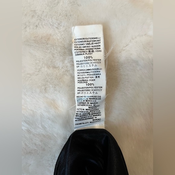 Zara Basic Black Top - Picture 4 of 5